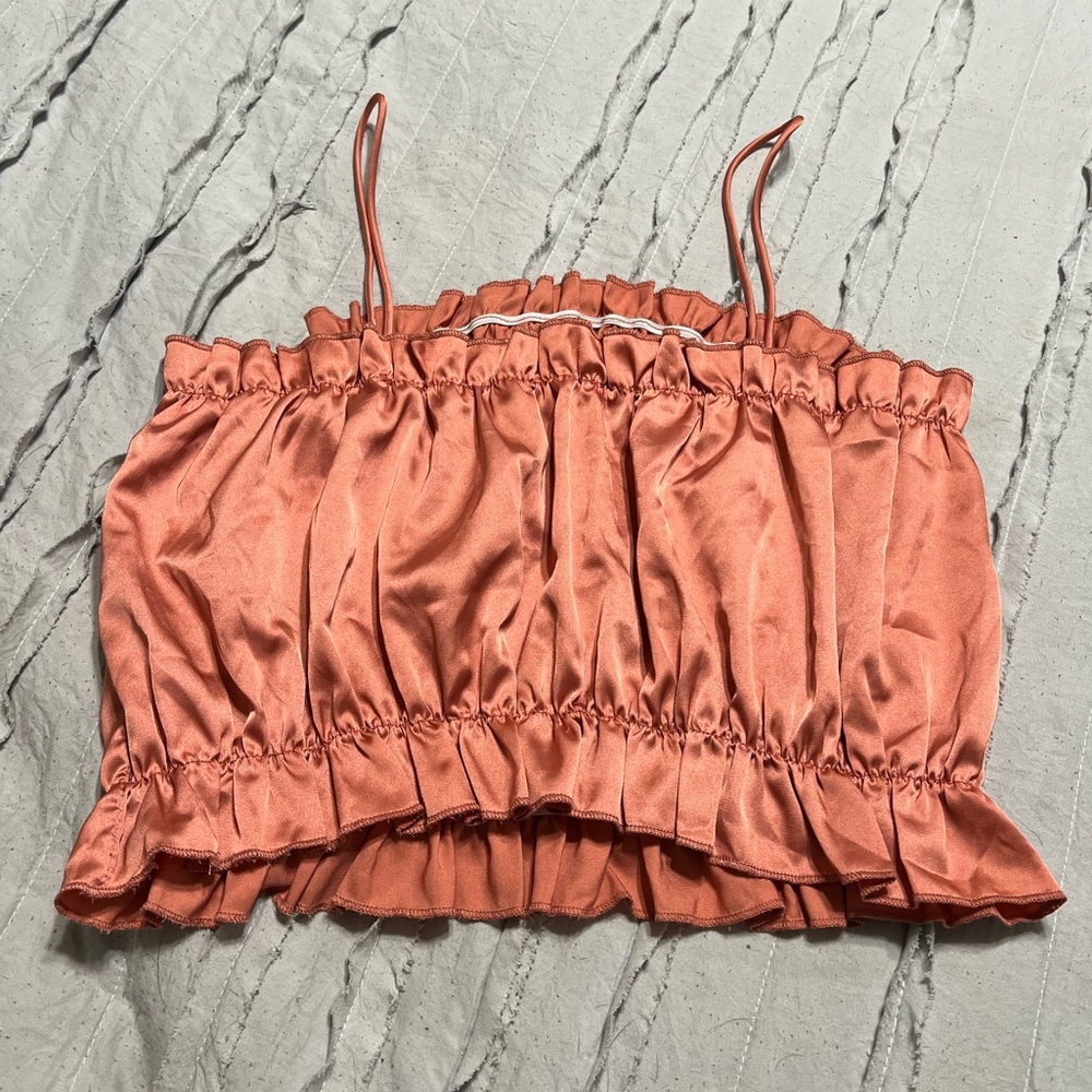 pink crop top